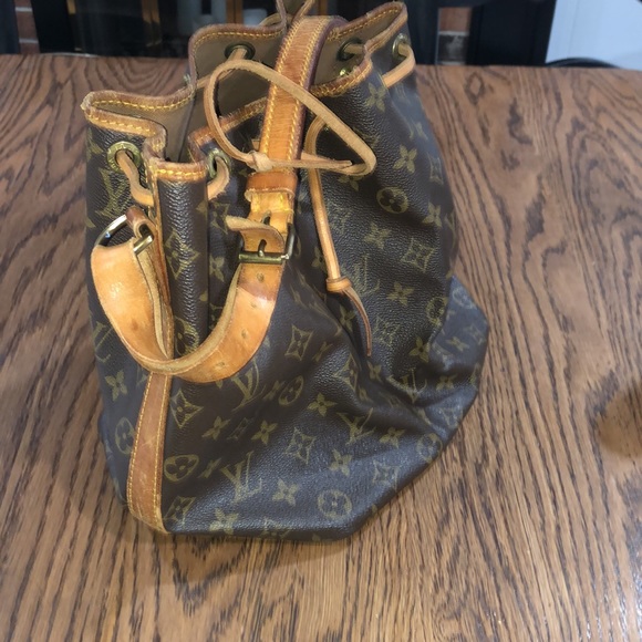 Vintage Louis Vuitton monogram shoulder bag - Picture 3 of 5